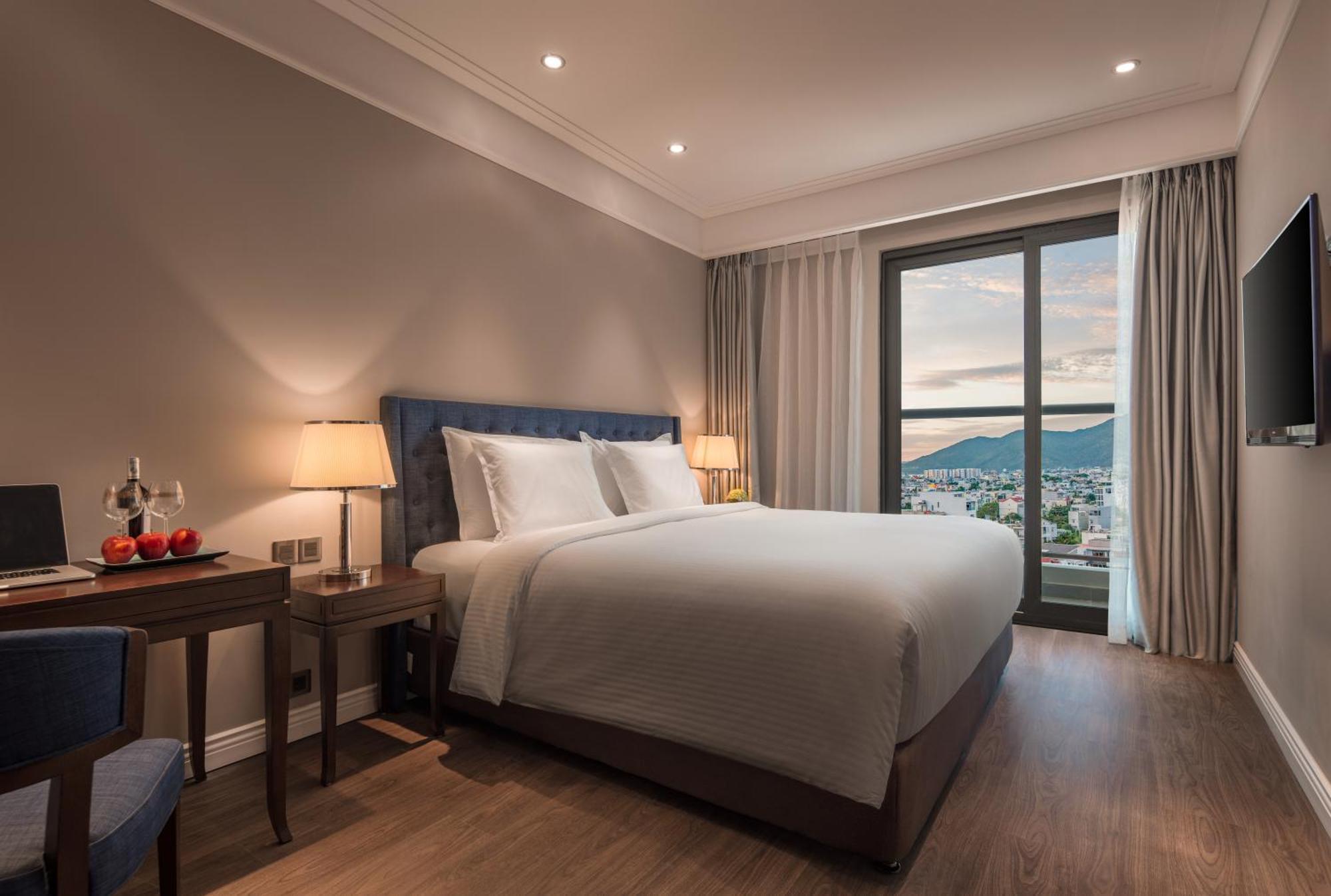 Altara Suites Da Nang By Ahg Екстер'єр фото